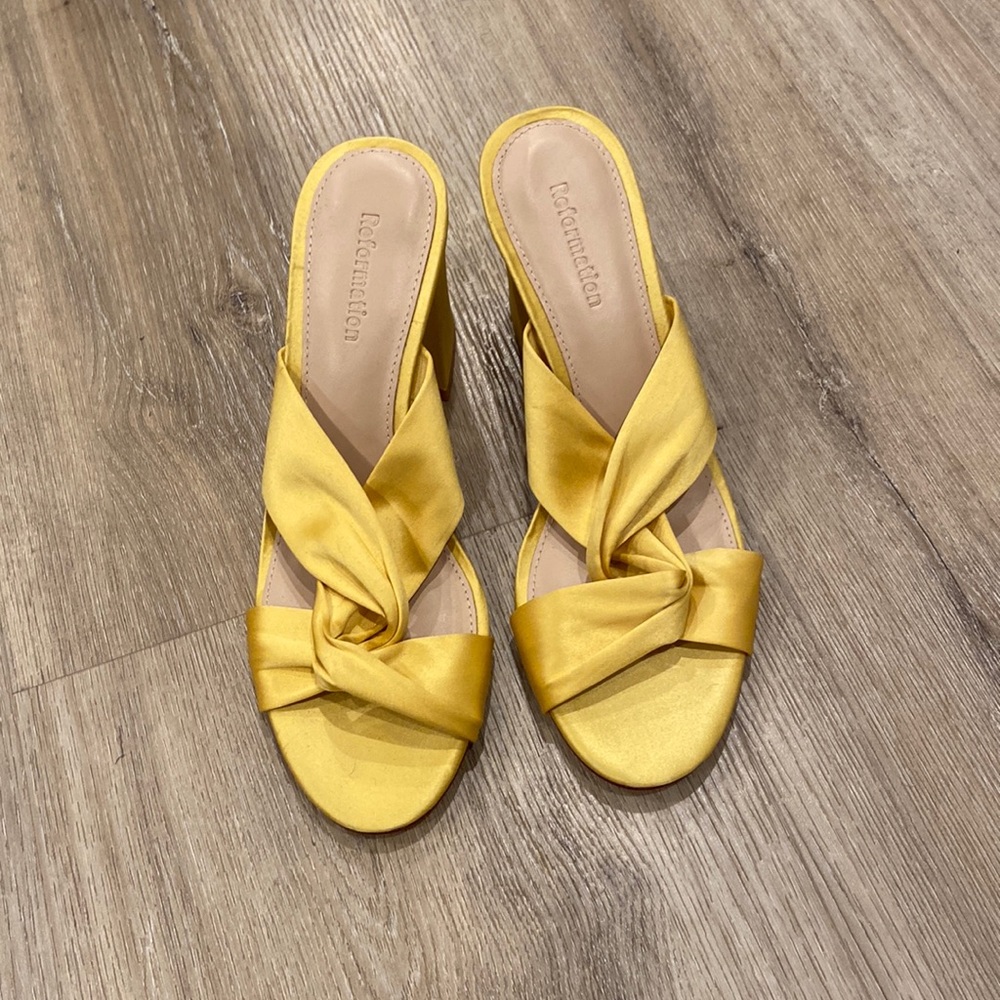 Reformation Gold Satin Sandals Women’s 6.5